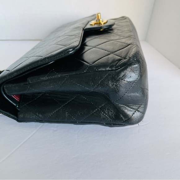 Chanel Classic Double Flap Black Lambskin Bag Vintage - Picture 6 of 16